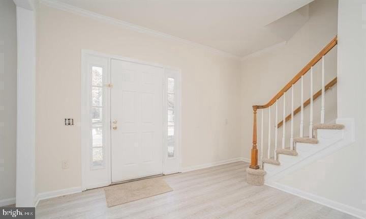 13116 Holly Leaf Ct - Photo 3 of 34