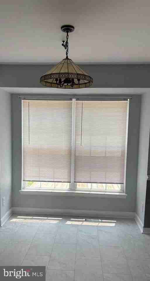 8061 Station Rd - Photo 5 of 24
