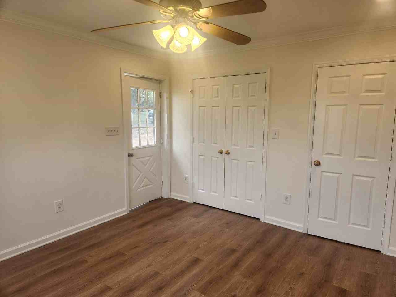 13609 Holly Ridge Ln - Photo 3 of 12