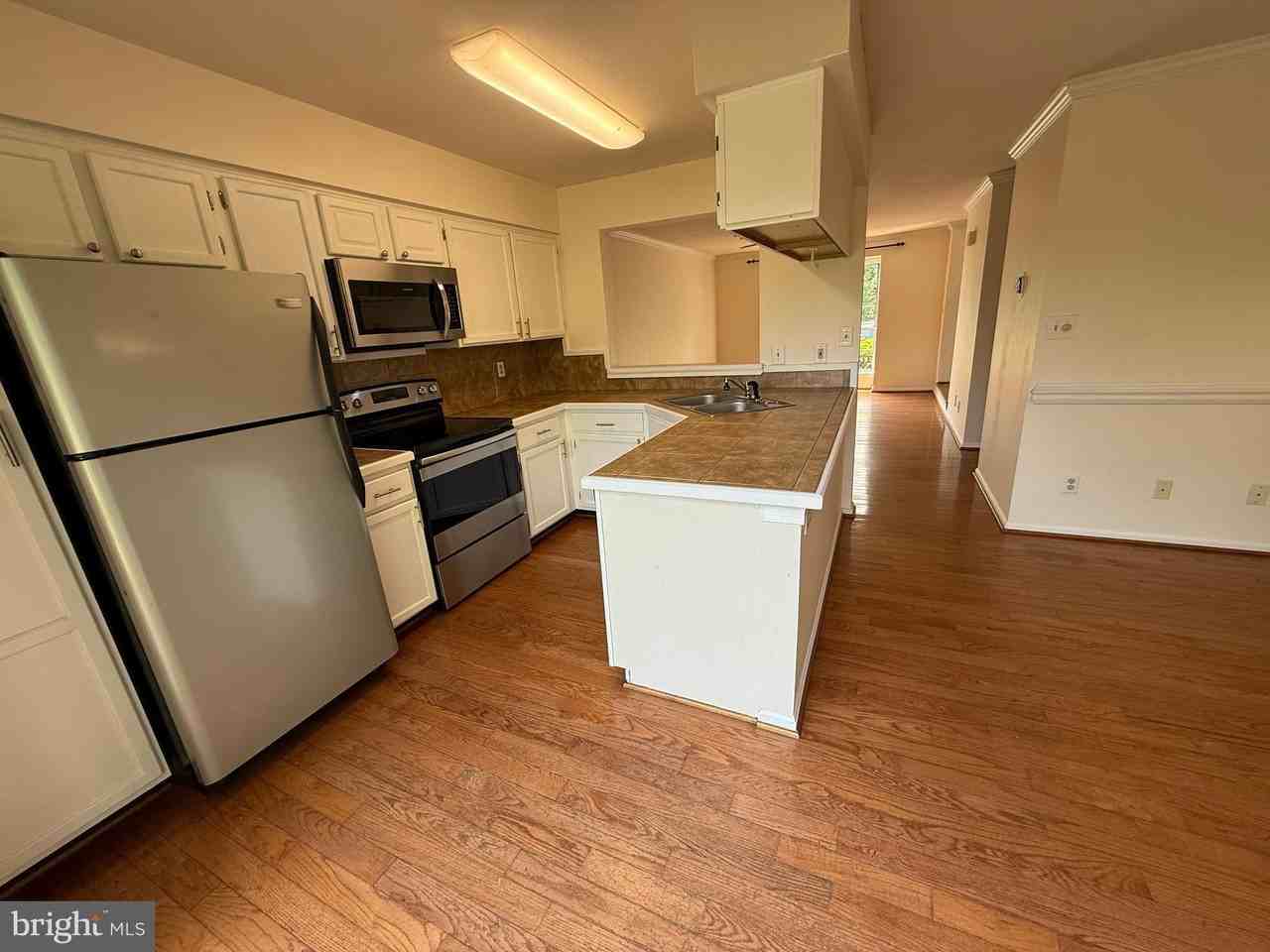508 Providence St #508 - Photo 3 of 32
