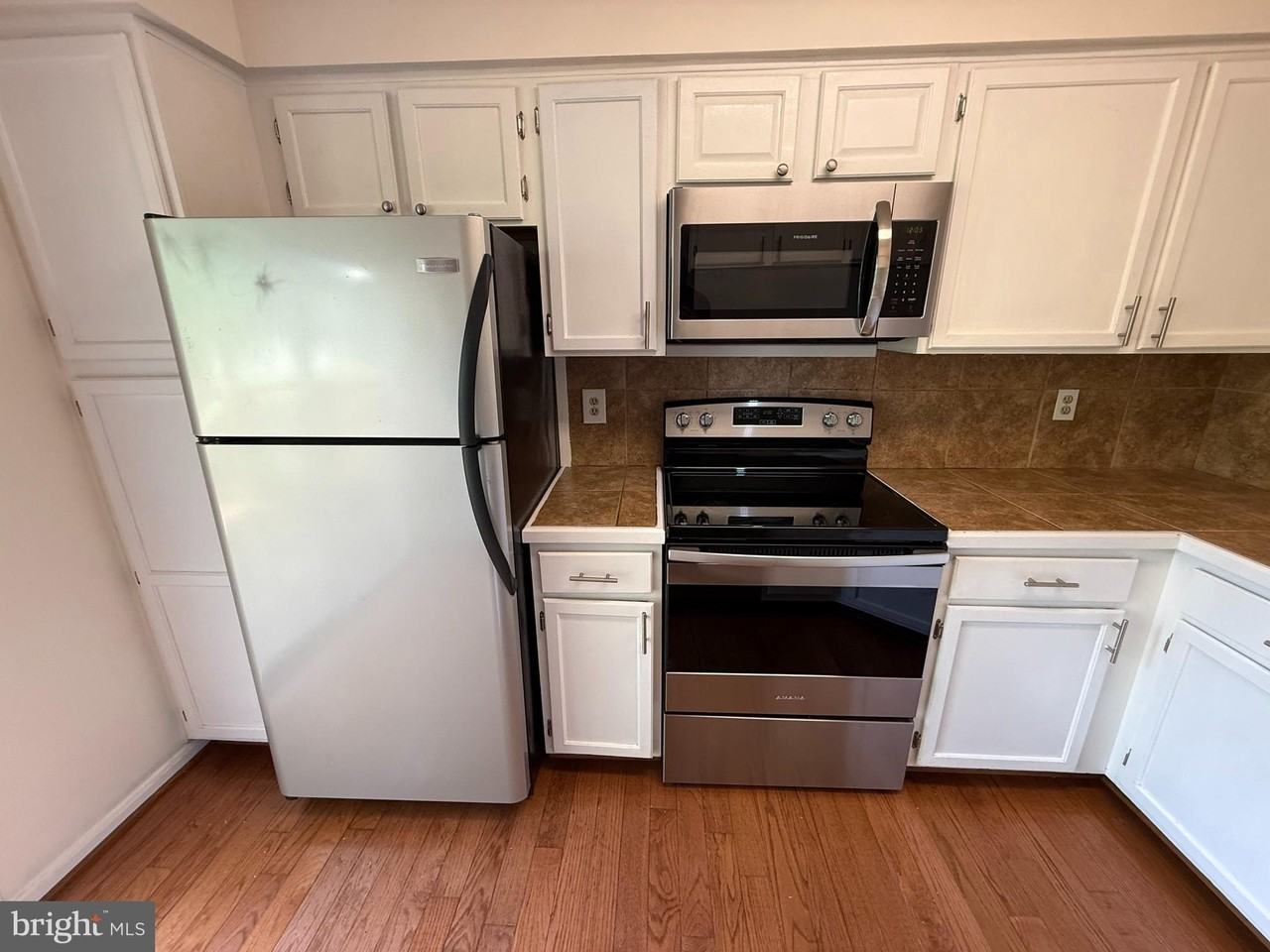 508 Providence St #508 - Photo 5 of 32