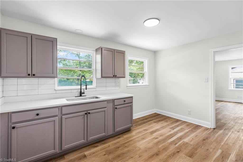 1447 Bretton St - Photo 7 of 15