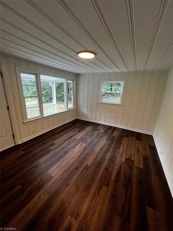 4145 Lexwin Ave - Photo 3 of 10