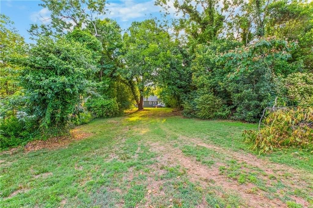 1444 Irving St - Photo 2 of 15