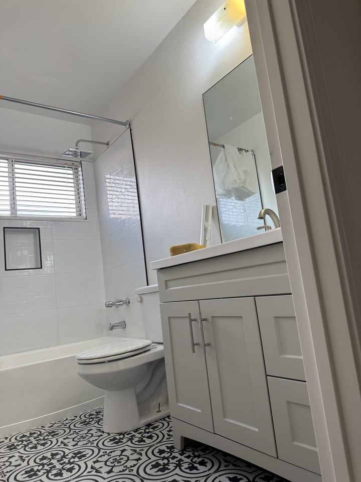 12201 Claretta St - Photo 6 of 9