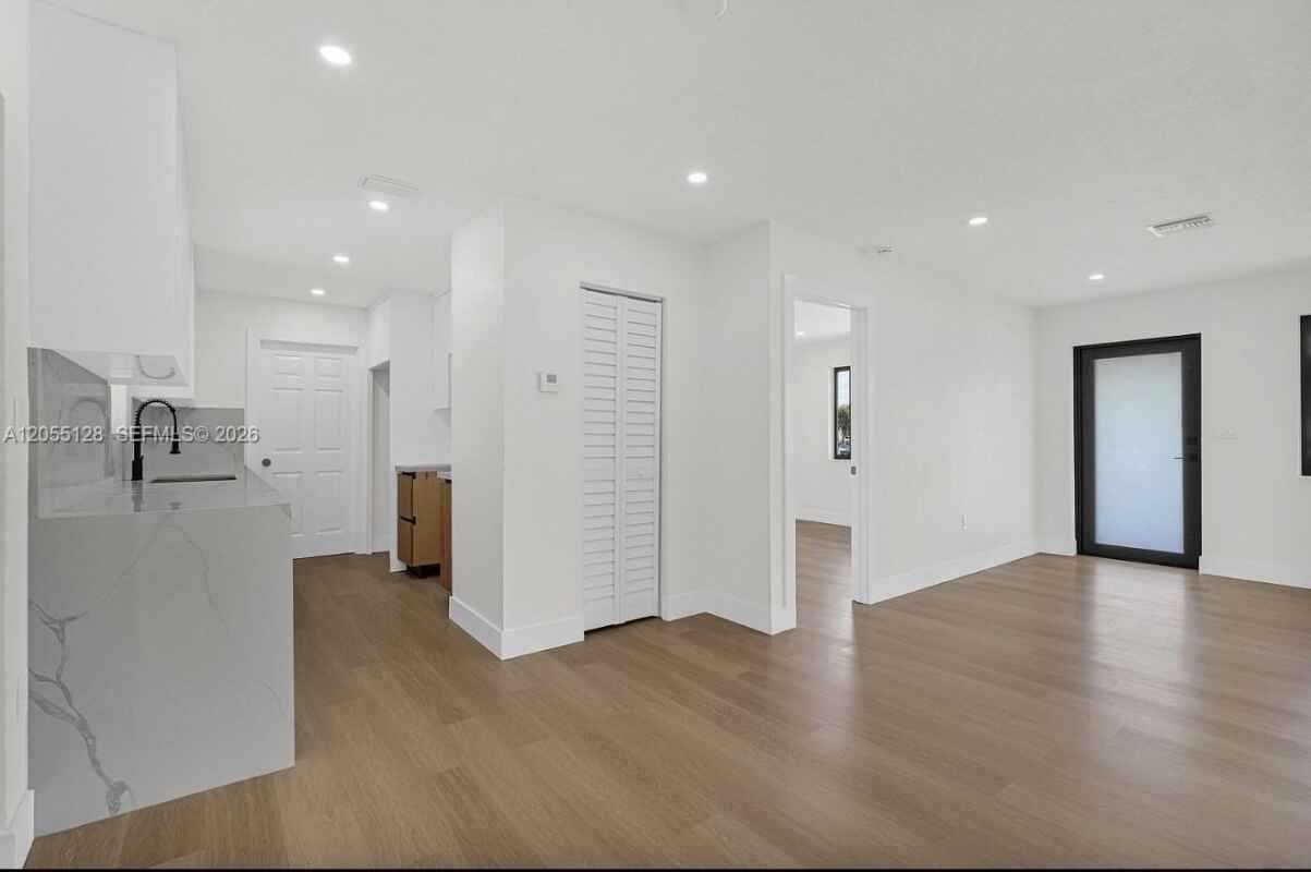 2980 Nw 210th Ter - Photo 5 of 31