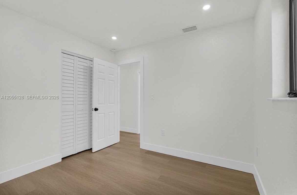 2980 Nw 210th Ter - Photo 7 of 31
