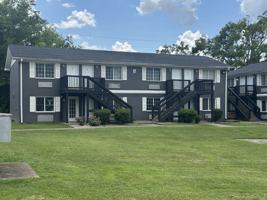 featured image of 1367 Clay St #A5