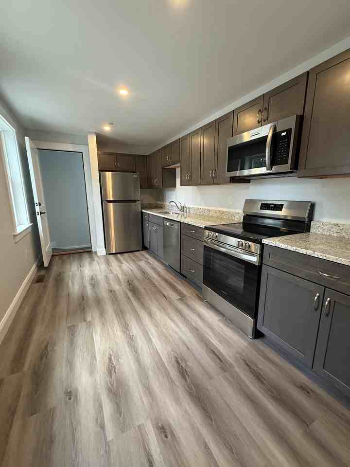 14 Academy St #B