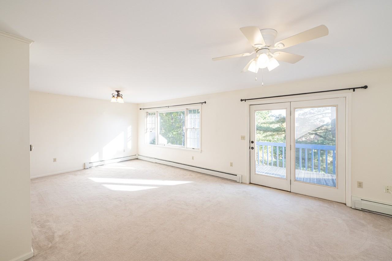 60 Riggs Dr, #C - Photo 2 of 15