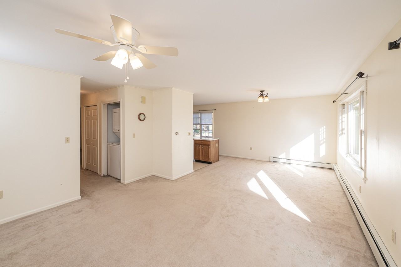 60 Riggs Dr, #C - Photo 6 of 15
