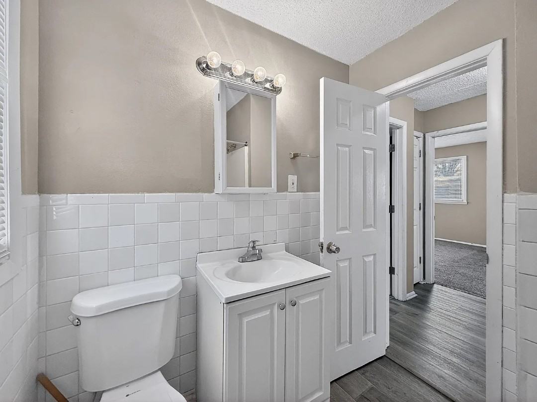 2916 S Roena St - Photo 7 of 12