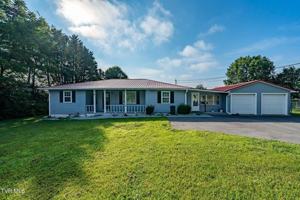 featured image of 371 Oak Hill Cir