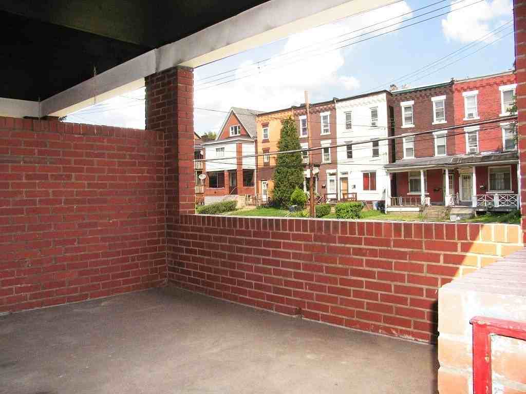 3229 Dawson St - Photo 2 of 14