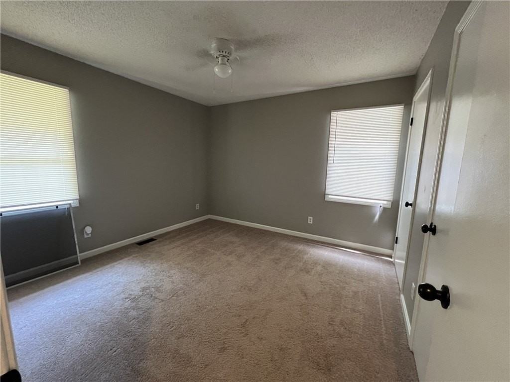 107B Sycamore Ln - Photo 5 of 6