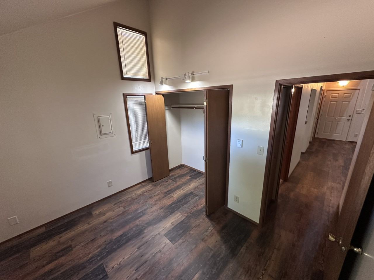 910 East 9th Avenue #3 - Photo 5 of 20