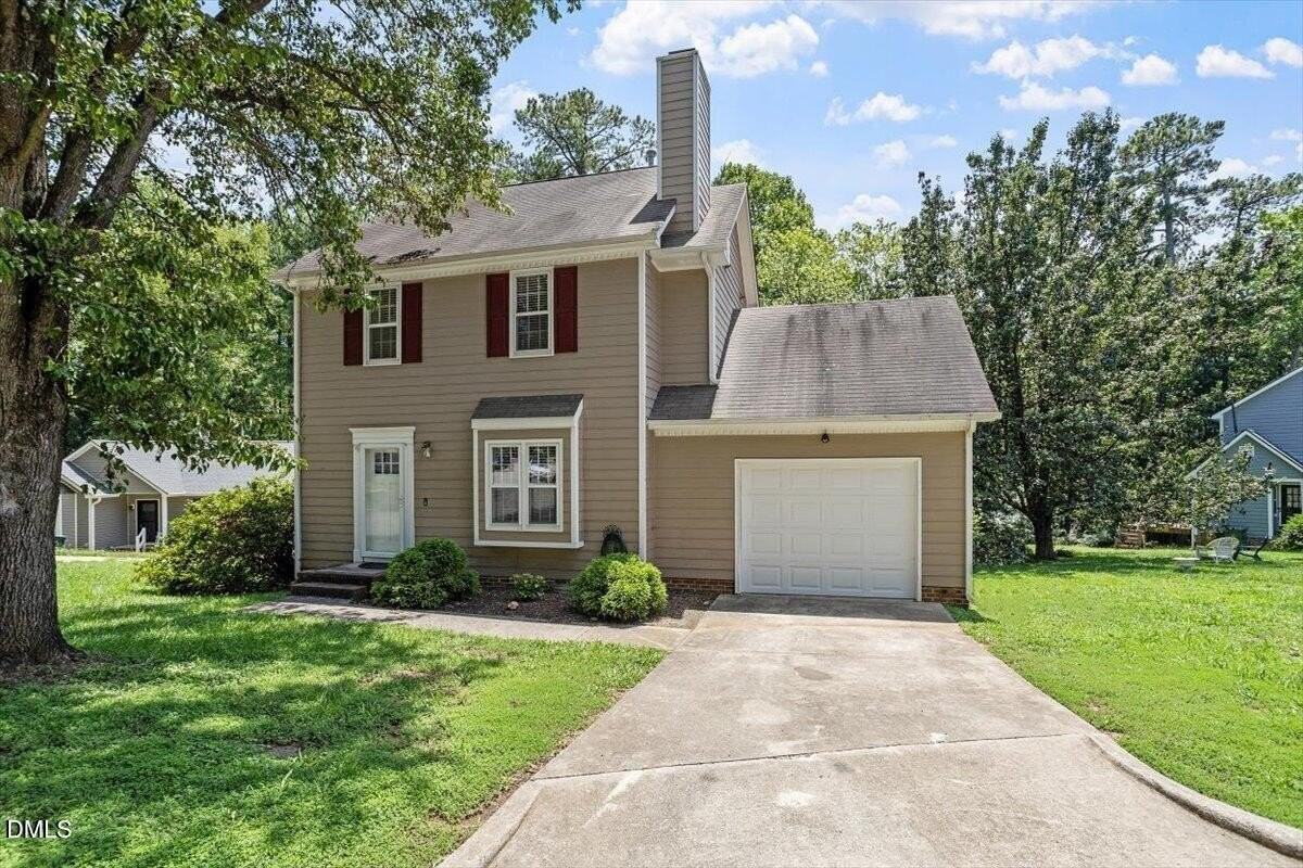 302 Wax Myrtle Ct - Photo 2 of 35