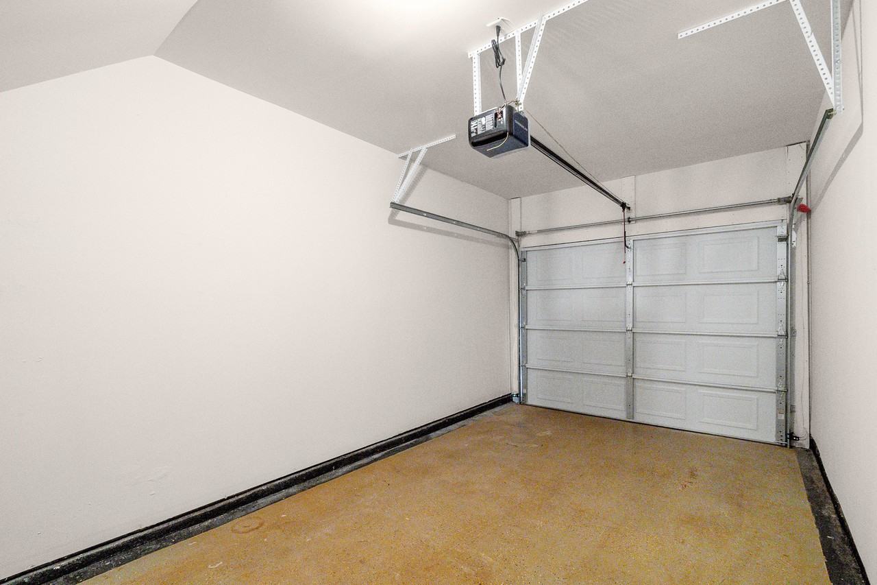 558 Calen Ln #1 - Photo 6 of 50