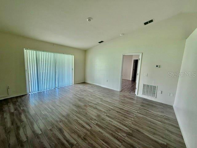 1157 Normandy Dr - Photo 6 of 15