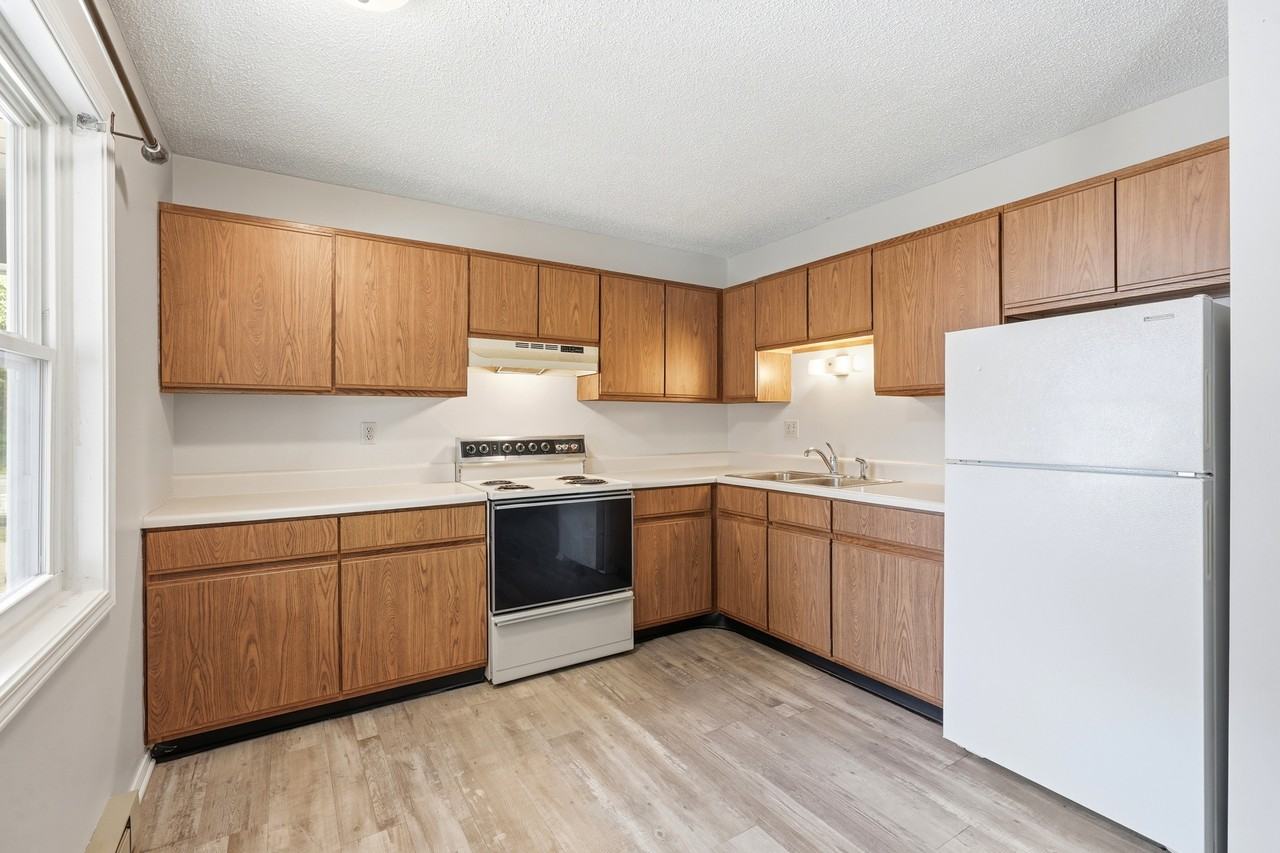 1496 E Kammerer Rd #1496 - Photo 3 of 20