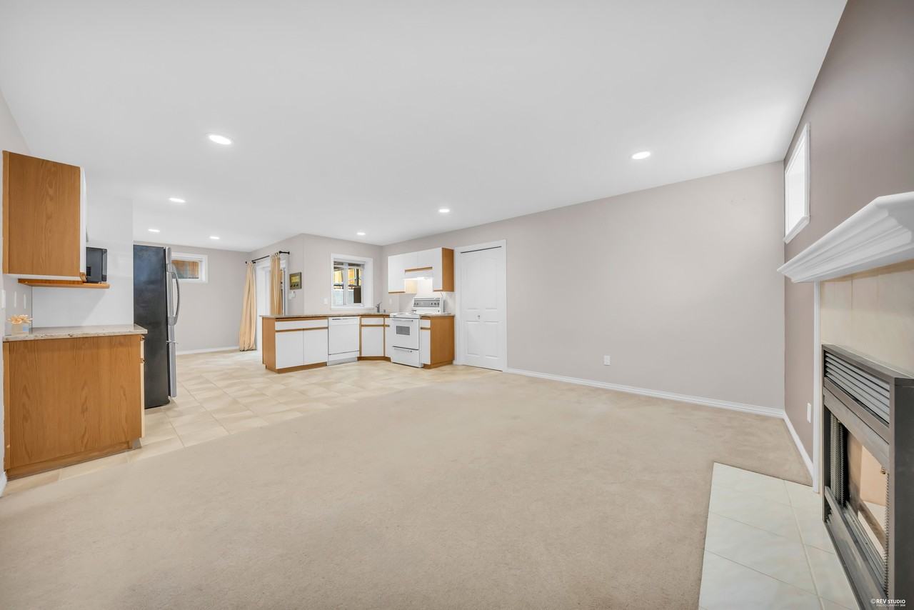 539 Linton Street - Photo 13