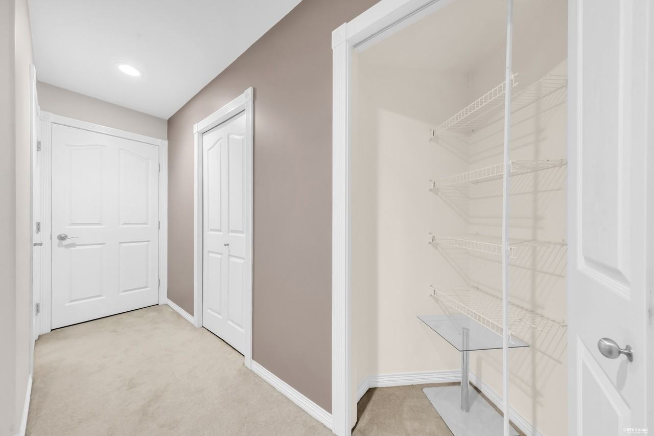 539 Linton Street - Photo 22