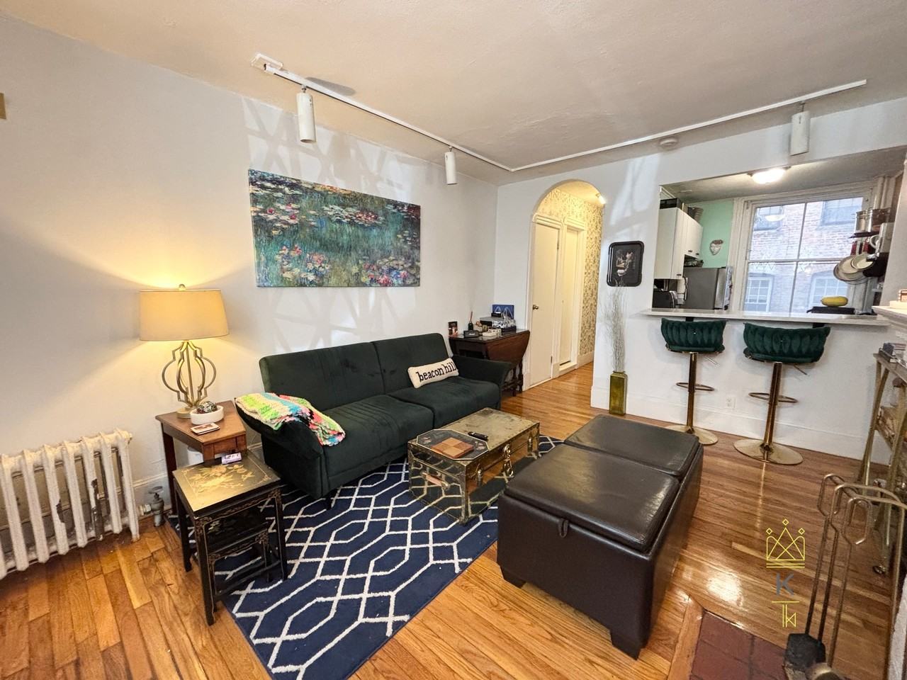 21 Revere St #1 - Photo 3 of 10