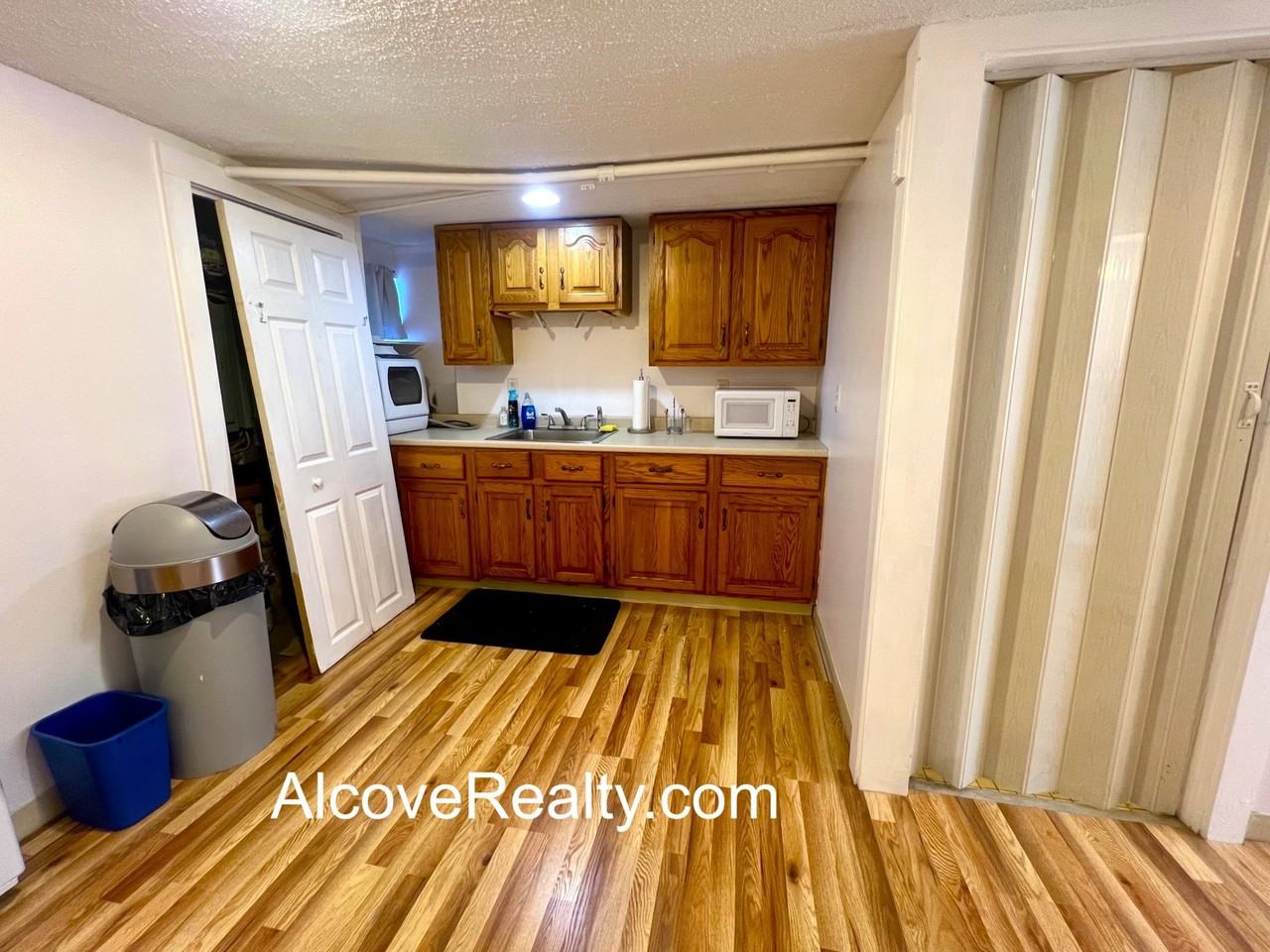 40 Alfred Road #B - Photo 3 of 18
