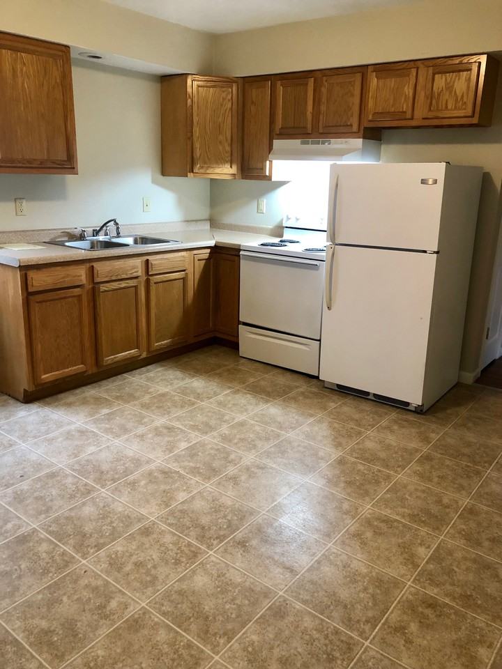 400 E Canedy St #3 - Photo 3 of 10