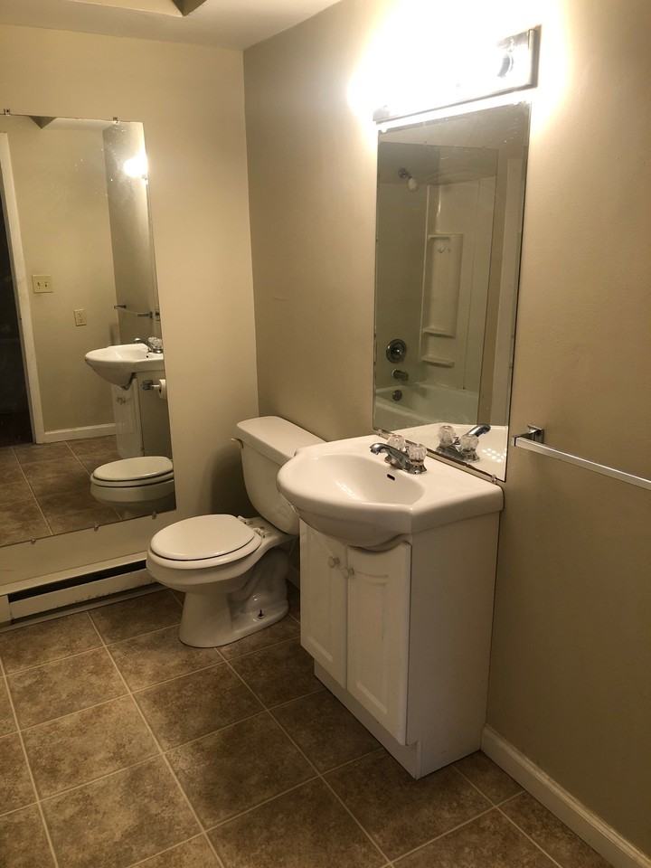 400 E Canedy St #3 - Photo 4 of 10