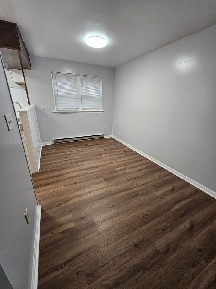 450 Garland Cir #1 - Photo 5 of 26