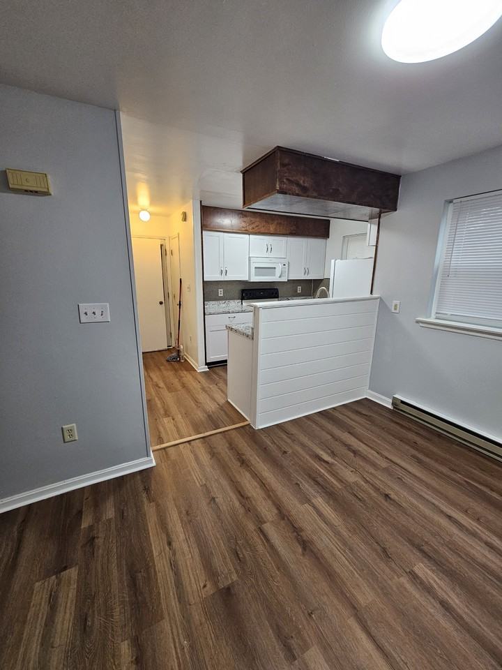 450 Garland Cir #1 - Photo 6 of 26