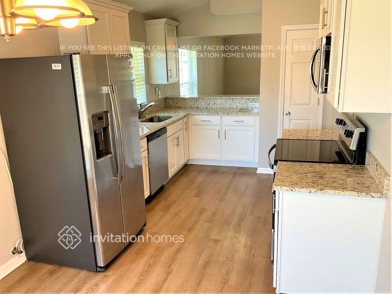 3282 Merrick Ave - Photo 5 of 15