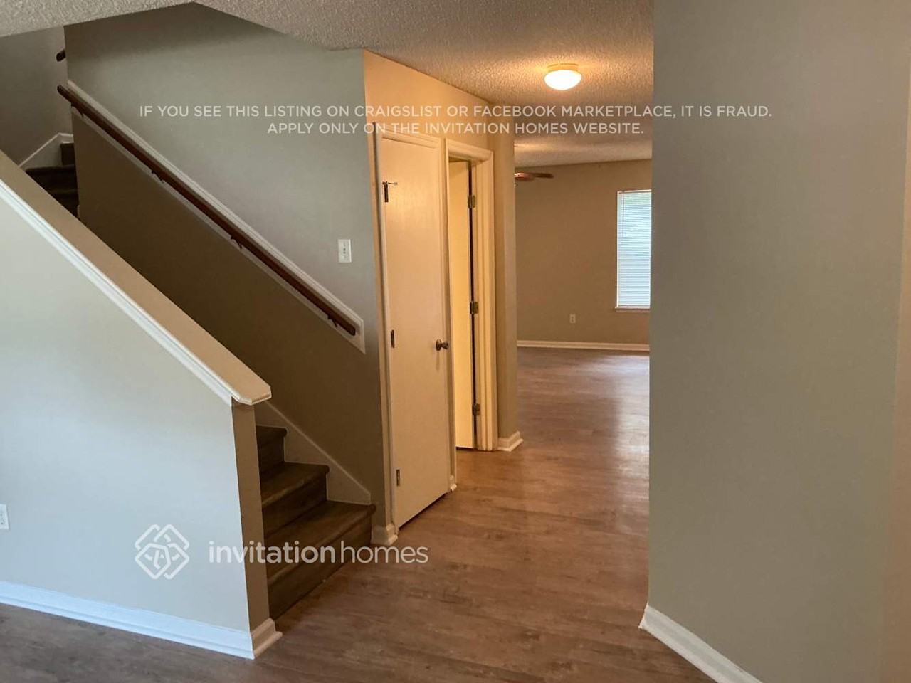 13581 Ashford Wood Ct E - Photo 5 of 27