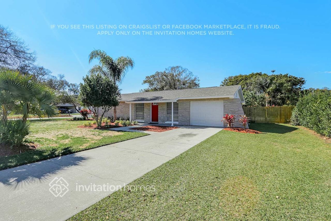 225 Nita Dr - Photo 2 of 16