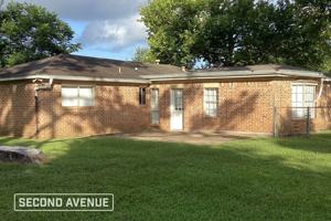 featured image of 517 Gardenia St