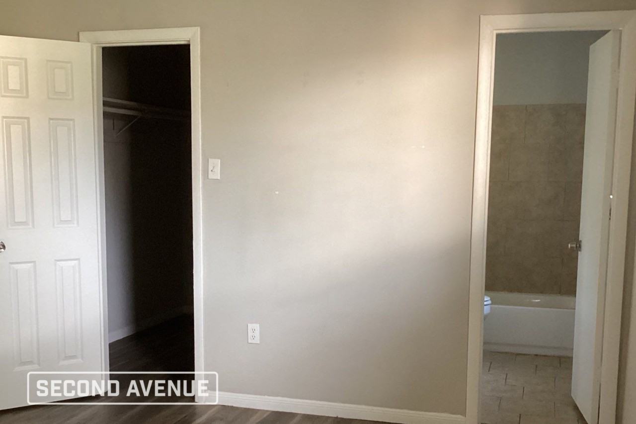 517 Gardenia St - Photo 6 of 13