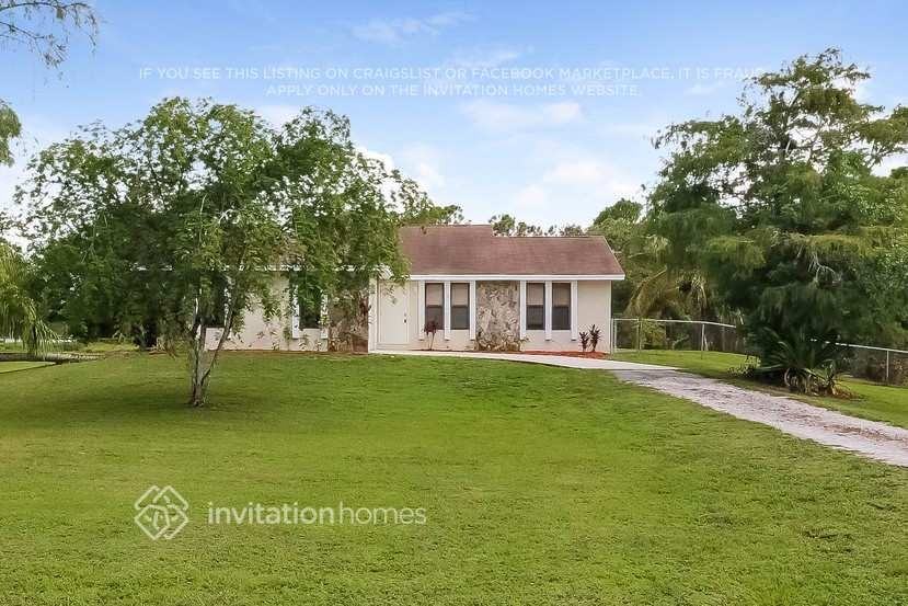 16888 W Aquaduct Dr - Photo 2 of 20