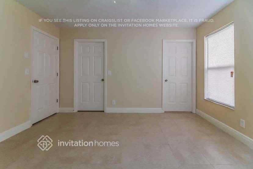 16888 W Aquaduct Dr - Photo 7 of 20