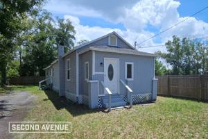 featured image of 1730 W 19th St