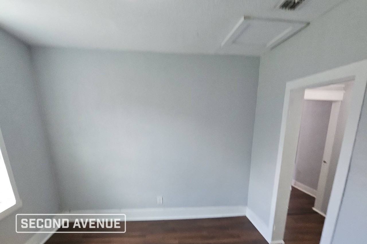 1730 W 19th St - Photo 5 of 10