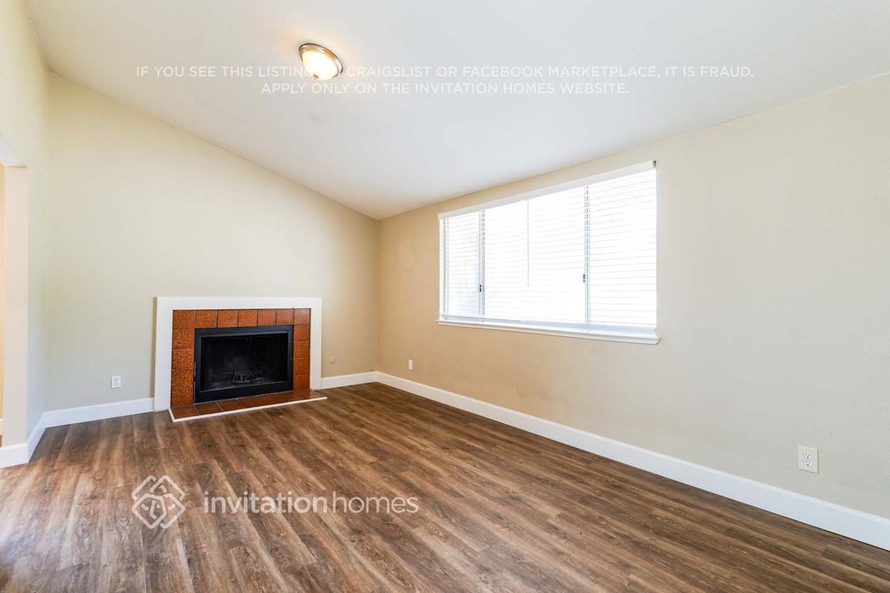 8264 Florintown Way - Photo 3 of 17