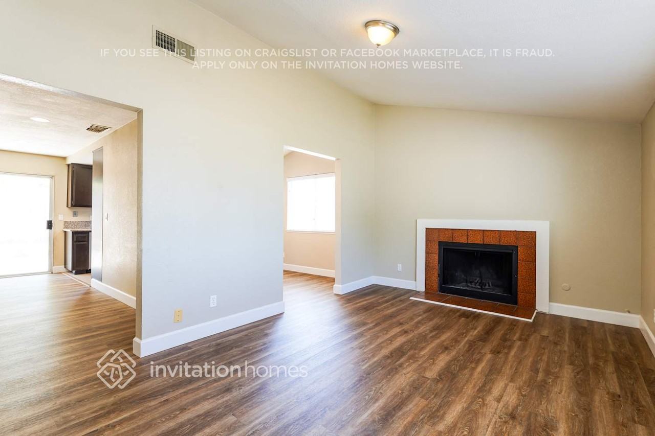 8264 Florintown Way - Photo 4 of 17