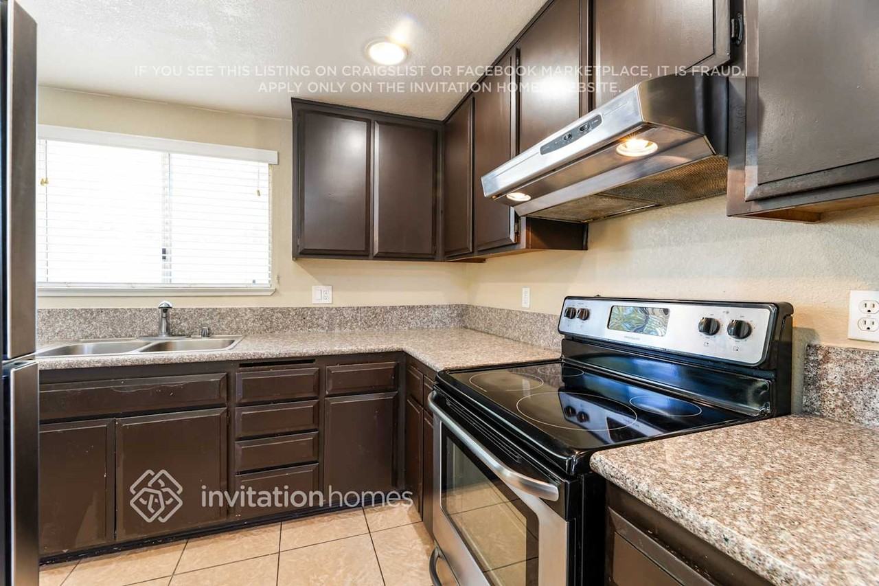 8264 Florintown Way - Photo 6 of 17