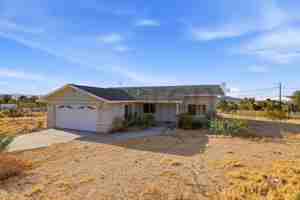 featured image of 60498 La Mirada Trl