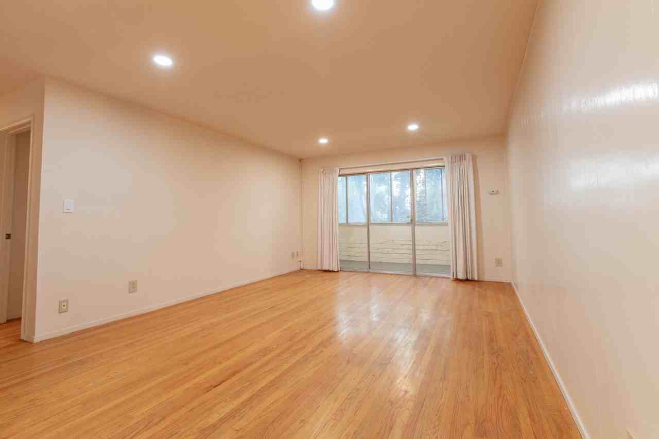 1540 Jackson St #104 - Photo 4 of 14