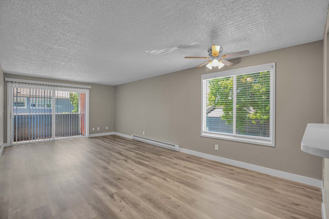 #329 MAPLE VIEW APARTMENTS - Photo 4 of 26