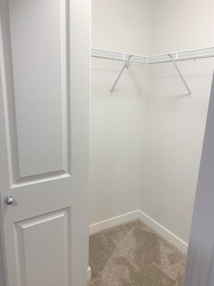 192 Saddlebrook Point NE - Photo 4 of 50