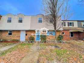 5629 Banbury Ct - Photo 1 of 1