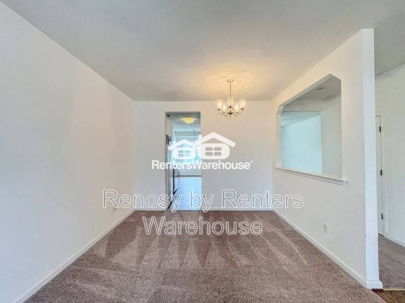 5623 Rivermill Cir - Photo 7 of 32